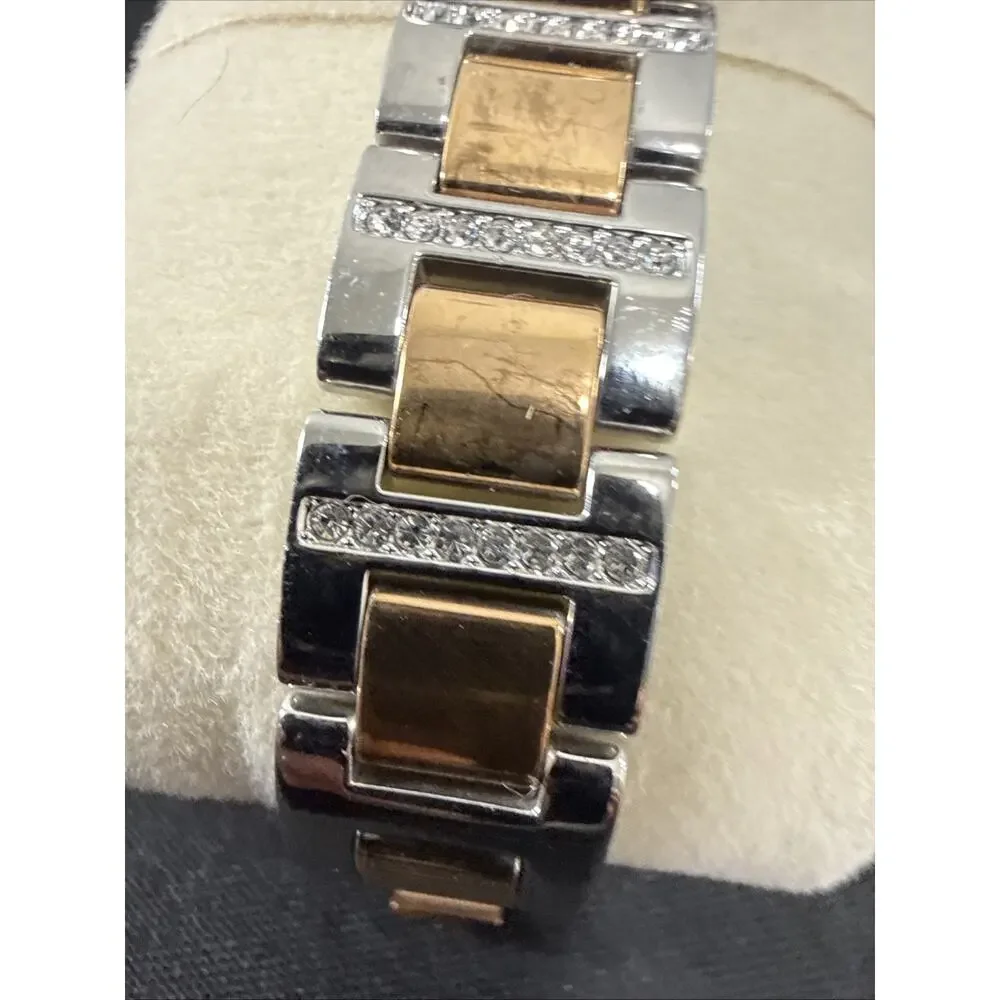 Fossil up auction